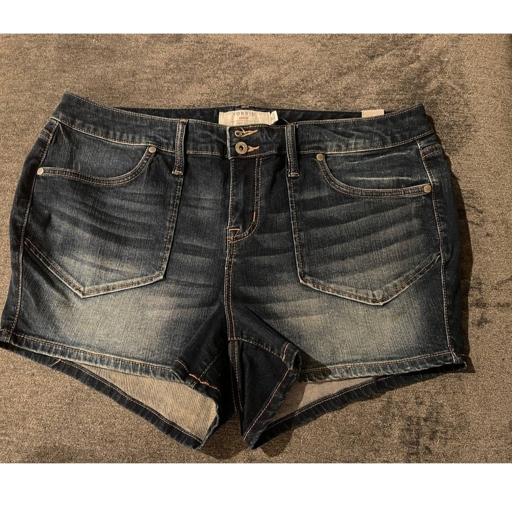 Torrid Dark Blue Denim Women's Shorts